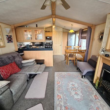 5 Berth Family Caravan Ingoldmells Скегнес Екстериор снимка